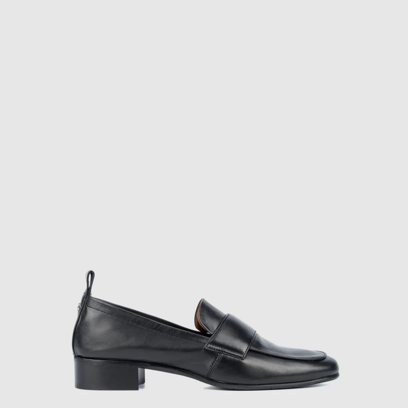 shivani_0-1.webp Cheap Aquatalia Shivani Black